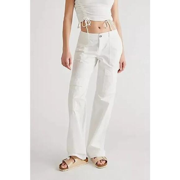 Free People The Thing Is Low Rise Utility Pants Optic White Size 8 - Picture 1 of 5